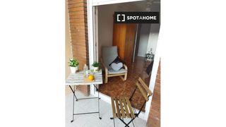 Affitto Appartamento in Las Delicias. Alquiler de habitaciones en piso de 4 dormitorios en zaragoza