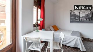 Affitto Appartamento in El Pilar. Habitación amueblada en alquiler, apartamento, extramurs, valenc