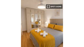 Rent Flat in Villegas. Habitación en piso compartido en alquiler en villegas, sevilla.