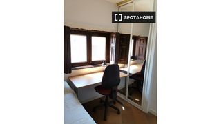 Alquiler Piso en Casco Histórico. Habitaciones en alquiler en apartamento de 5 dormitorios en alca