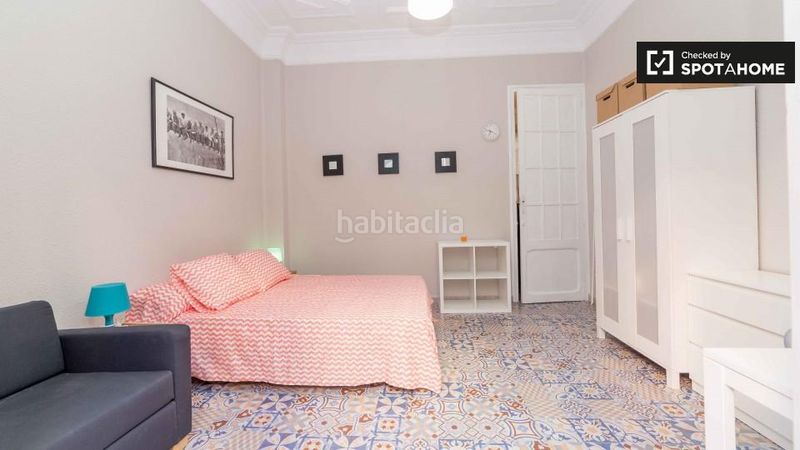 Foto abb20677-1b7e-45a5-8396-10b0e6c8cb53. Lloguer pis amb calefacció a Gran Via Valencia