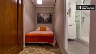 Location Appartement à Morvedre. Relajante habitación en un apartamento de 8 dormitorios en la sa