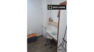 Location Appartement à San Antón. Habitación en piso compartido en alquiler, alicante
