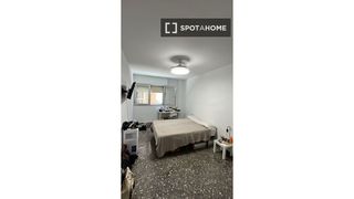 Rent Flat in San Juan. Habitación en piso compartido en alquiler en murcia