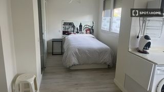 Lloguer Pis a Los Castros. Habitación en piso compartido en alquiler, santander