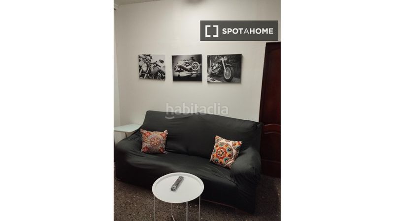 Foto 4c83e833-f79a-40c1-b1da-5c993b2d7c07. Rent flat with heating in Hospital Jaén