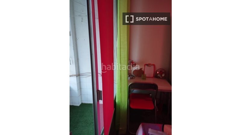 Foto d0c4437a-ff30-4bbb-bce1-9d1d61f3ac89. Rent flat with heating in Hospital Jaén