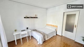 Rent Flat in Santiponce. Habitación en piso compartido en alquiler en santiponce, sevilla