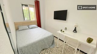 Lloguer Pis a El Torrejón - El Cerezo. Se alquila habitación en piso compartido, la pazlas golondrinas