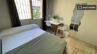 Affitto Appartamento in El Porvenir. Habitación en piso compartido en alquiler en el porvenir, sevill