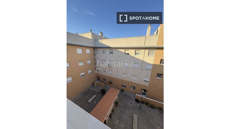 Foto 027ccdd2-8be0-4f36-ba1a-e409ad83b3b3. Rent flat with heating in Pino Montano - Consolación Sevilla