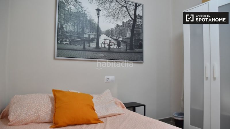 Foto aedb12ab-9128-4423-9410-012a8a69bc98. Lloguer pis amb calefacció a Russafa Valencia