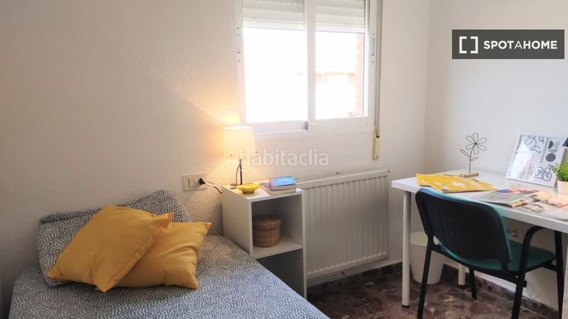 Foto a160b50a-f865-4ea1-805e-e00d2df3da36. Lloguer pis amb calefacció a Terramelar Paterna