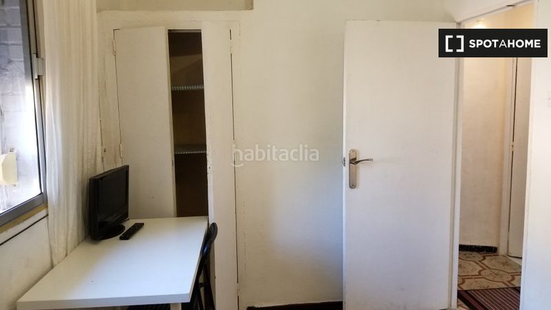 Foto 0c662767-ed61-49f5-ade7-b6380f5d3c3d. Rent flat with heating in Los Pájaros Sevilla
