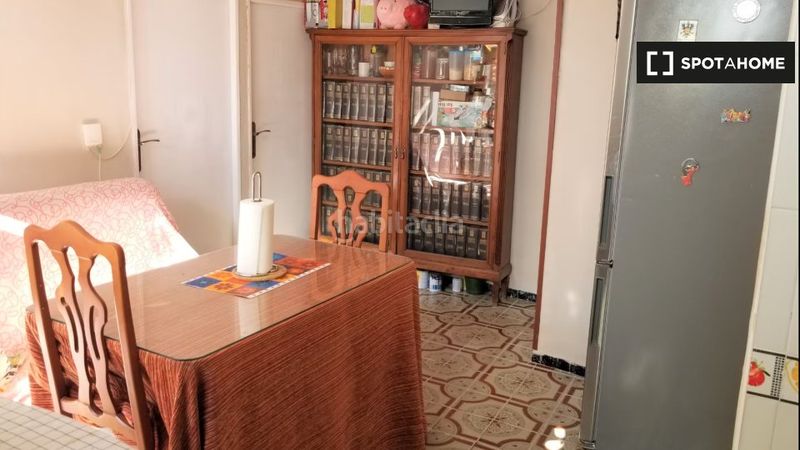 Foto 34599707-980b-4d08-a1a7-7ea02a3f5bab. Rent flat with heating in Los Pájaros Sevilla