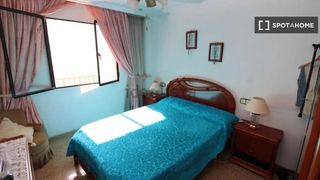 Miete Etagenwohnung in El Fortí. Habitación en piso compartido en palma