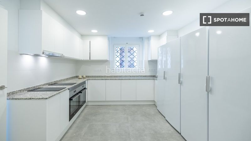 Foto 1192a858-0f2e-46b7-a199-8cff05a2dfeb. Rent flat with heating in La Seu Valencia
