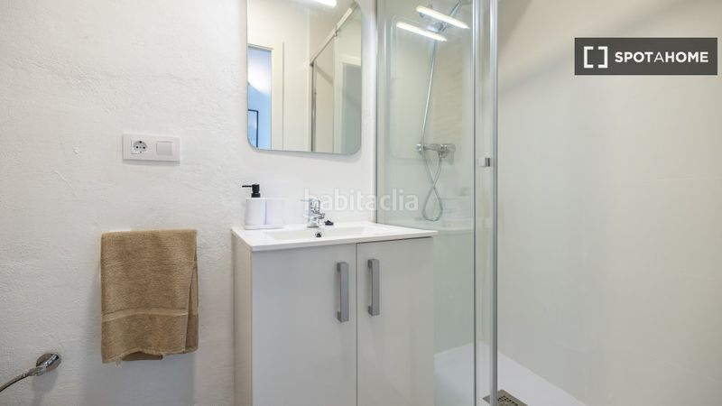 Foto 70f65ffc-4d0a-4957-a38d-110521c966bf. Rent flat with heating in La Seu Valencia