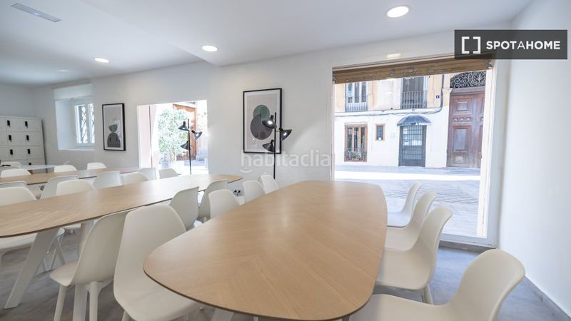 Foto d0754ced-11d9-45d8-85e2-c0e9acf2b30f. Rent flat with heating in La Seu Valencia