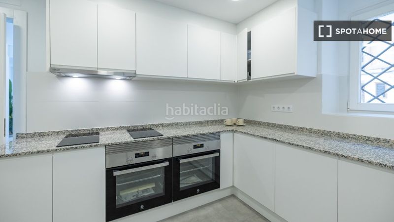 Foto fc9b3970-3241-41e7-b275-c0a807a6be21. Rent flat with heating in La Seu Valencia