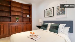 Rent Flat in Barrio del Centro. Habitación en piso compartido en alquiler en alicante
