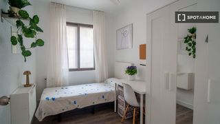 Location Appartement à Mestalla. Habitación en piso compartido en alquiler en lamistat, valencia.