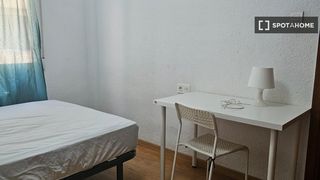 Location Appartement à Camino de Ronda. Habitación compartida, camino de ronda, granada.
