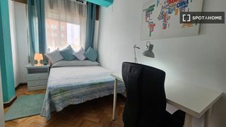 Lloguer Pis a Caballería Española. Habitación en piso compartido en alquiler en alcalá de henares