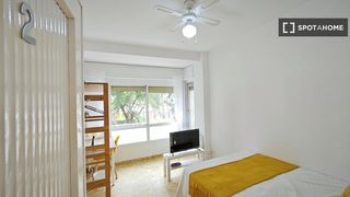 Location Appartement à Barrio Peral-San Félix. Habitación en piso compartido en alquiler, cartagena