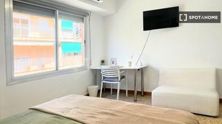 Location Appartement à El Castell. Habitación en piso compartido en alquiler en burjassot, valencia