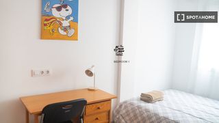 Lloguer Pis a Foners. Habitación en piso compartido de 3 habitaciones en alquiler en f