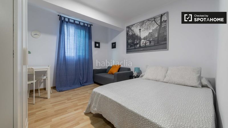 Foto fe00671a-fb8e-4b80-a1c9-c38063fad424. Lloguer pis amb calefacció a Mont Olivet Valencia