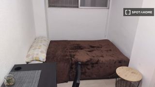 Flat in Babel