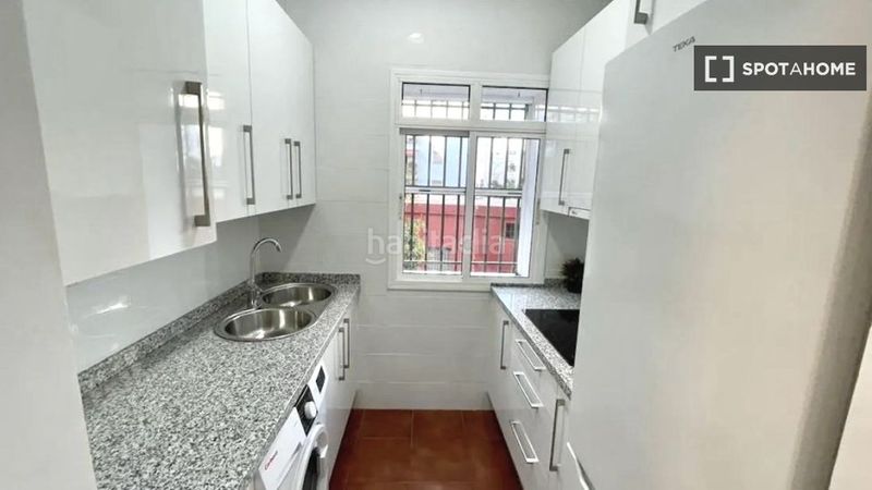 Foto 07f845be-4b99-4a1f-9a7f-fef2be3df8a3. Rent flat with heating in El Tardón - El Carmen Sevilla