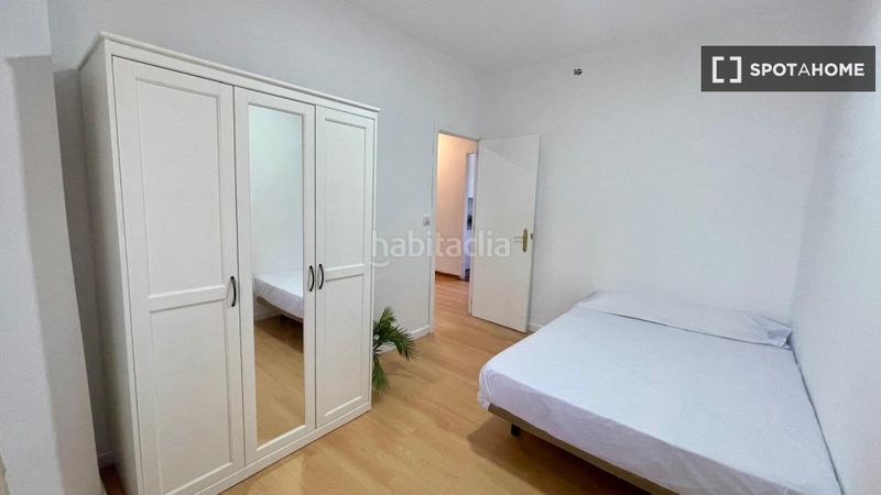 Foto 9a2691ca-ef1c-4971-ba89-f980eb2bec3f. Rent flat with heating in El Tardón - El Carmen Sevilla
