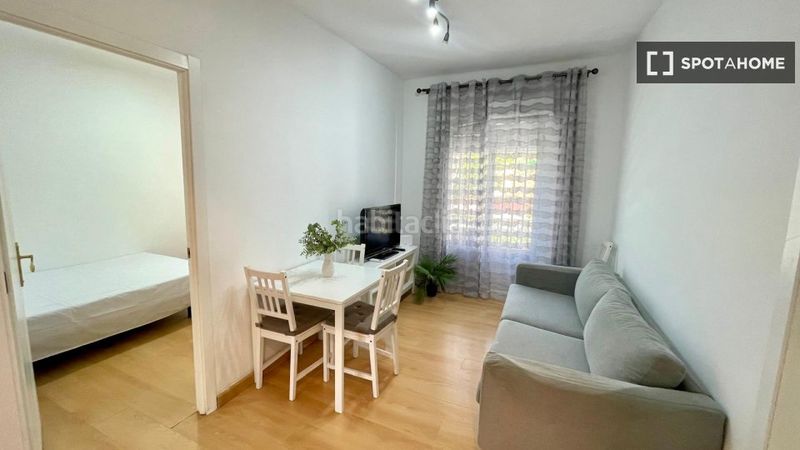 Foto fb61b24a-02a0-42f7-9649-012ce64c4a81. Rent flat with heating in El Tardón - El Carmen Sevilla