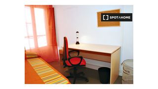 Location Appartement à San Antón. Habitación en piso compartido en alicante