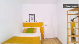 Location Appartement à Barrio Peral-San Félix. Se alquila habitación en piso compartido de 4 habitaciones, cart