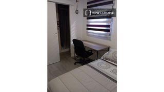 Lloguer Pis a Malva Rosa. Se alquila habitación en piso de 4 habitaciones en valencia