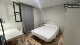 Lloguer Pis a El Porvenir. Habitación en piso compartido en alquiler en el porvenir, sevill