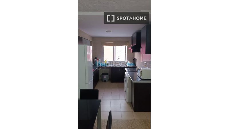 Foto 73095fec-2f20-4c1e-b68a-ecedfd246b09. Rent flat with heating in Moncada