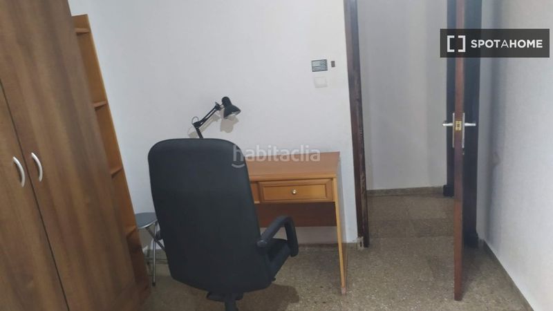 Foto f8116fb4-403c-4a51-ab82-ca7a8139104e. Rent flat with heating in Moncada