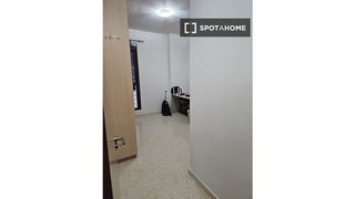 Lloguer Pis a La Calzada - La Florida. Habitación en piso compartido en alquiler en la calzada, sevilla
