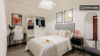 Rent Flat in Arrancapins. Habitación en piso compartido en valència