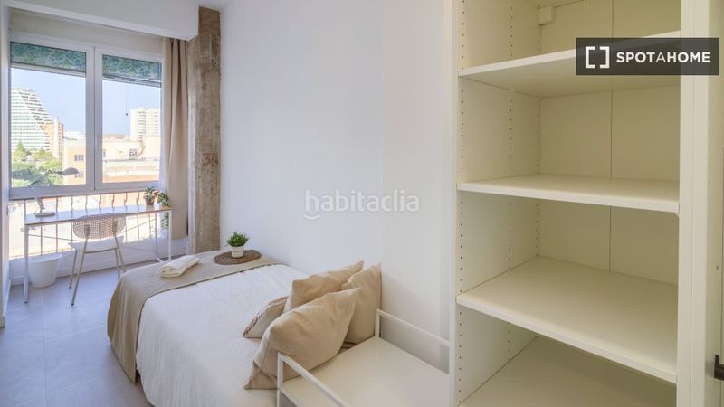 Foto 017c800b-ea85-4a6a-ac42-53422482e830. Rent flat with heating in Mont Olivet Valencia