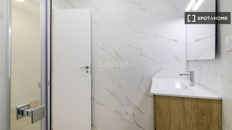 Foto 7405f766-fac9-4105-ab34-868f8867f430. Rent flat with heating in Mont Olivet Valencia