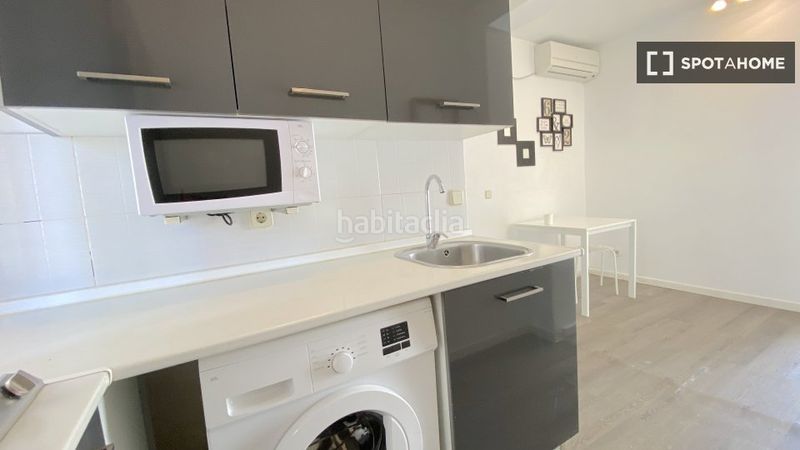 Foto 19338b46-aebd-42ba-87c2-808604708ab5. Lloguer pis amb calefacció a El Torrejón - El Cerezo Sevilla