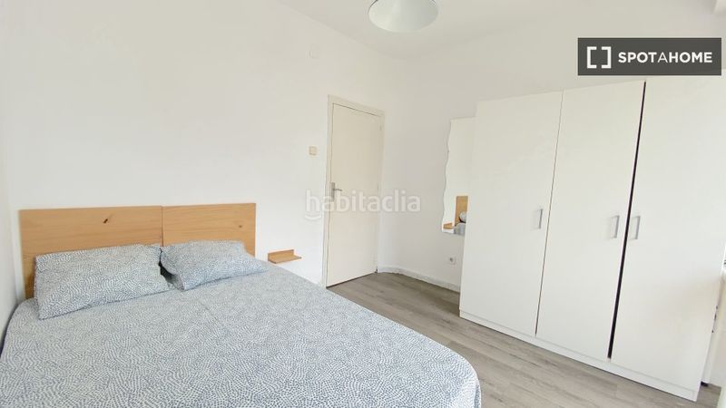 Foto f6e92b27-7bce-4a97-b065-27b7b009cdcf. Lloguer pis amb calefacció a El Torrejón - El Cerezo Sevilla
