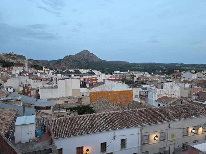 Foto 0e264368-2d84-4388-9f8f-b00fd0acf759. Edifici a Calasparra