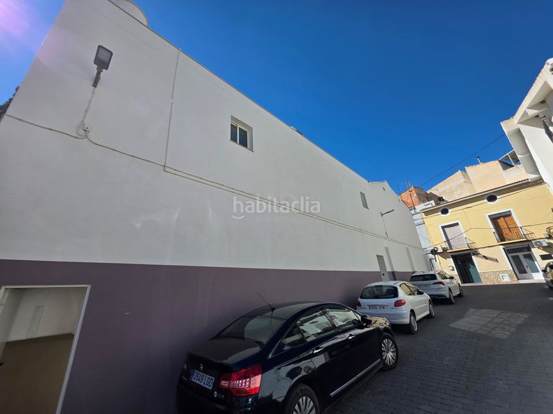 Foto 47066fea-7bd0-4137-8d46-874c6a6c8d19. Edificio en Calasparra